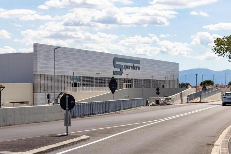 PIANO ATTUATIVO PER LA RIQUALIFICAZIONE DELL’AREA DELLA NIEVOLETTA - ESSELUNGA